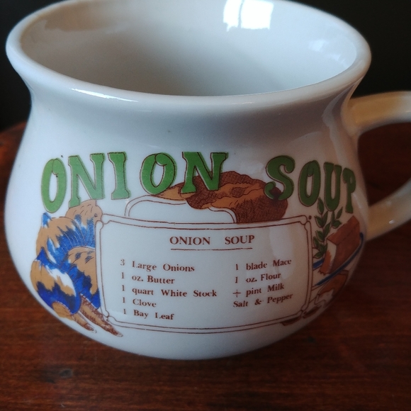 Vtg Recipe Soup Bowl Mugs. Tomato. Onion. EUC. White. - Picture 7 of 9